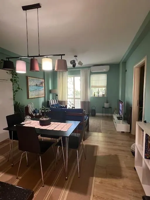 Margerita Seaside Apartment Golem